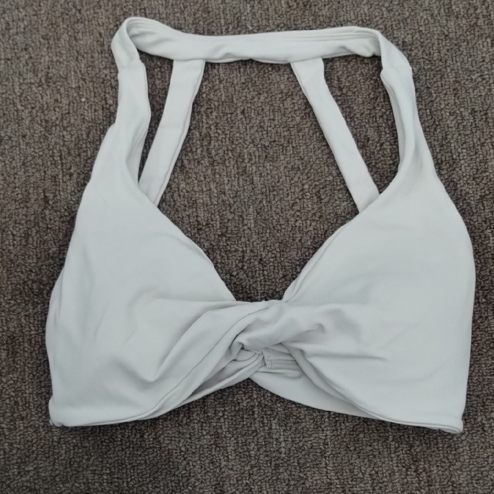 Buffbunny Twist Front Sports Bra - Ivory